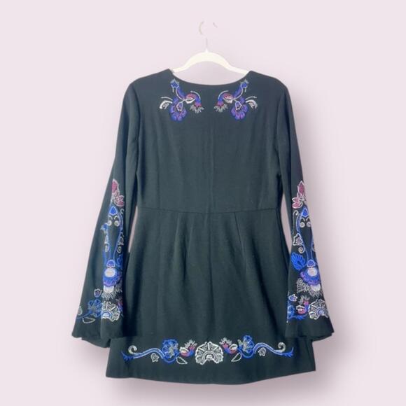 Free People Holiday Folk Embroidered Mini Dress Size 8 - Picture 9 of 15